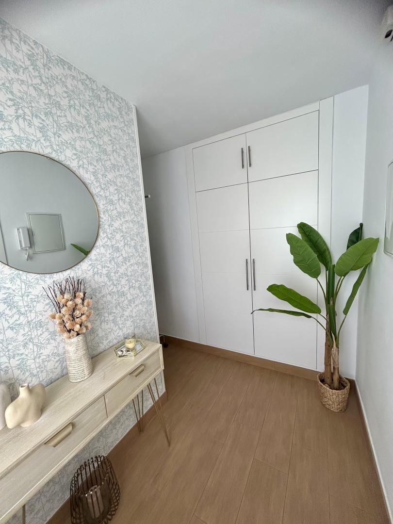 Habitación de Piso de alquiler en  Sevilla Capital con Aire acondicionado, Calefacción y Parquet