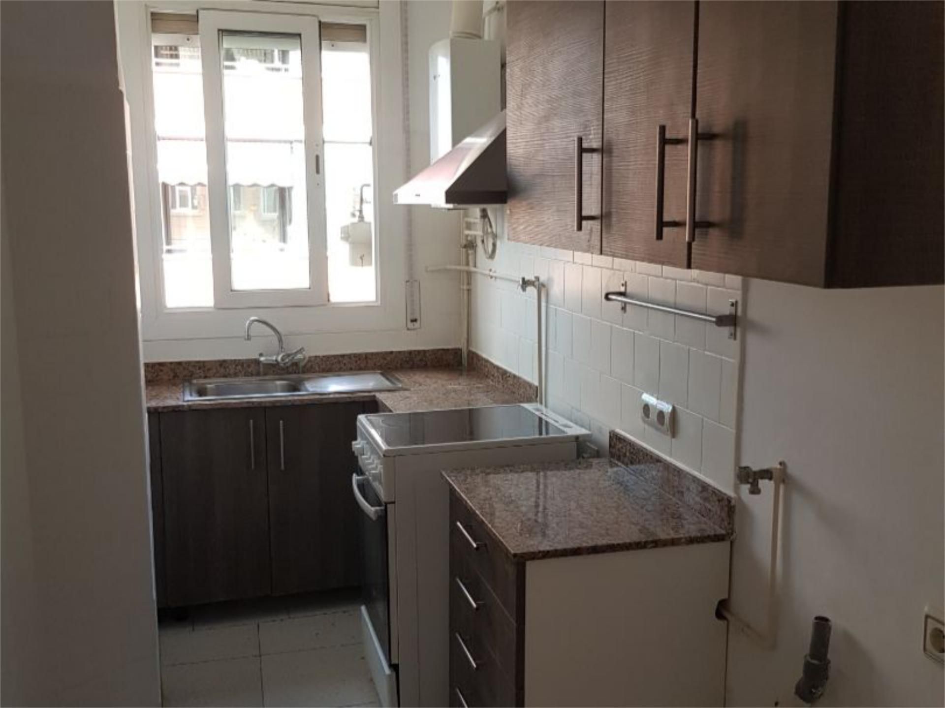 Kitchen of Flat to rent in Montcada i Reixac  with Balcony