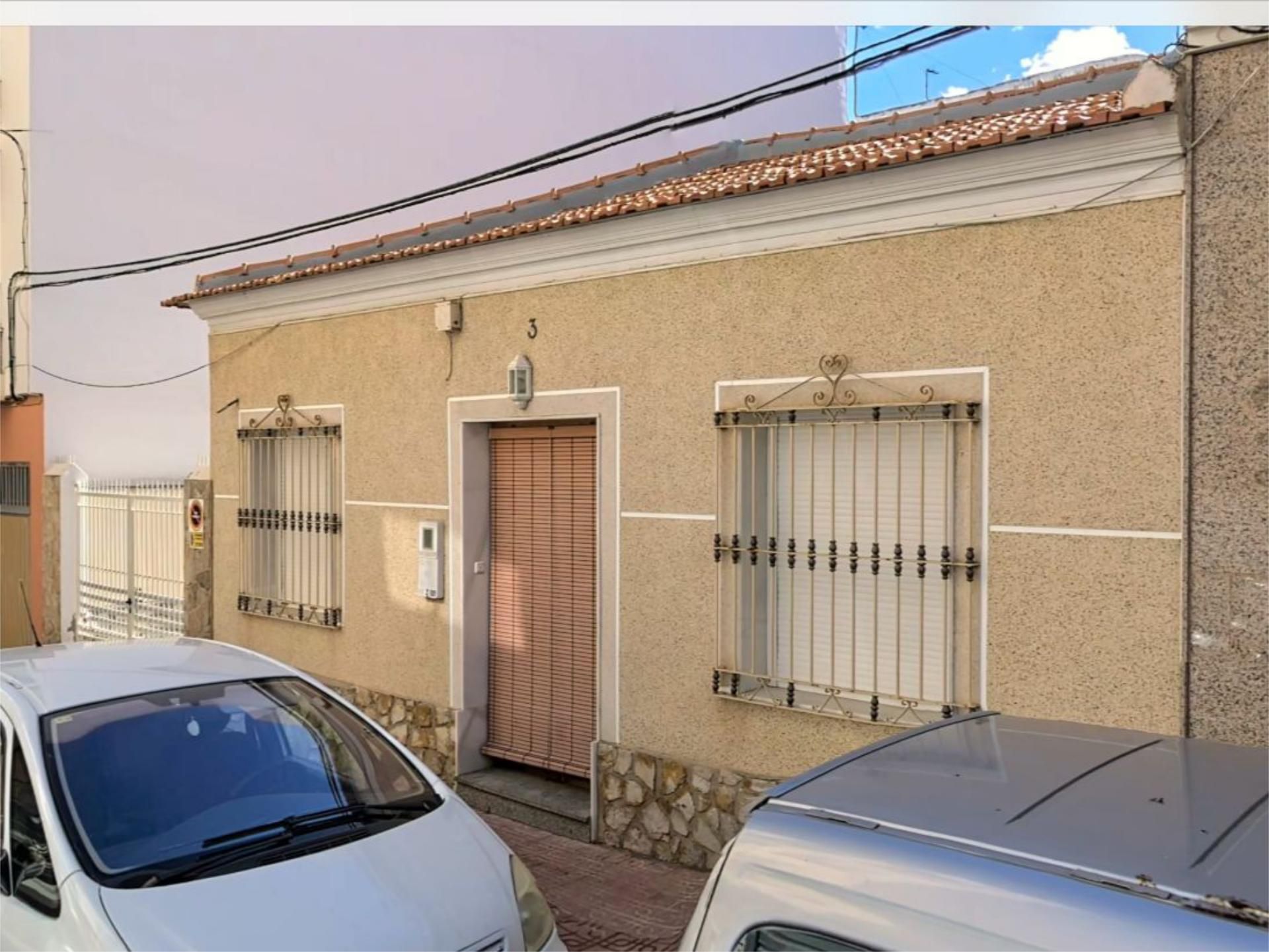 Vista exterior de Planta baixa en venda en Torrevieja amb Terrassa