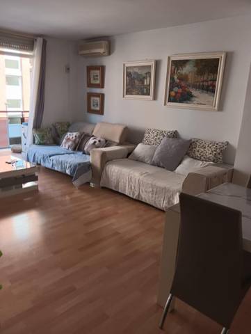 Piso en Venta en Carrer de Ramon d'Abadal, 2 en Santa Perpètua de Mogoda
