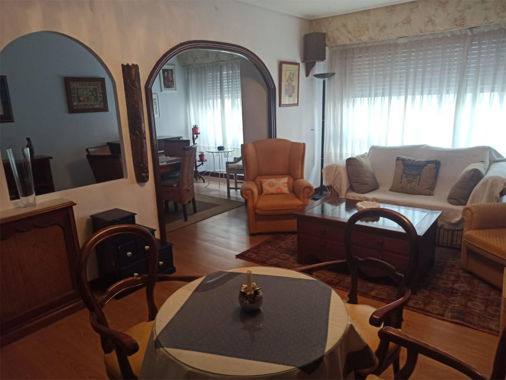 Pis de lloguer a Rúa Alfredo Vicenti, 32, San Pablo - Juan Flórez Sala d'estar de Pis de lloguer en A Coruña Capital amb Calefacció, Parquet i Terrassa