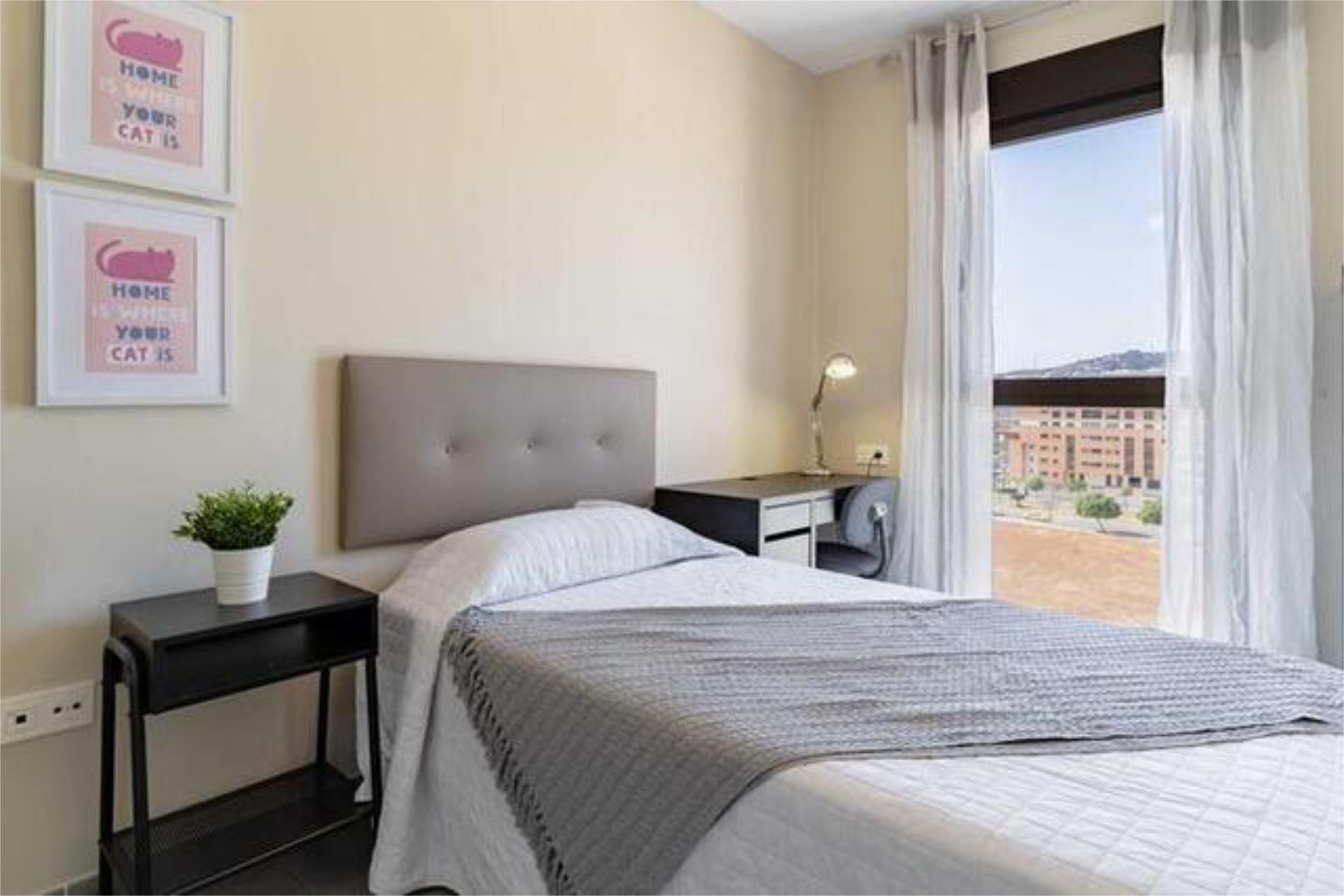 Bedroom of Flat to rent in Málaga Capital  with Heating, Private garden and Furnished