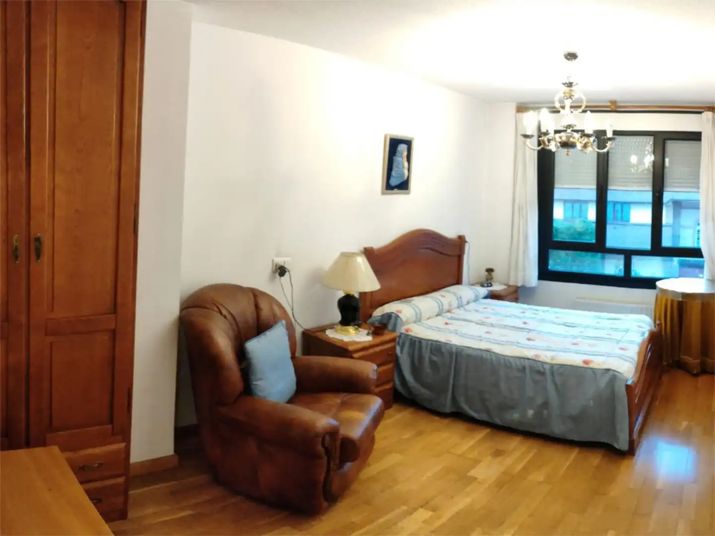Pis en venda a Calle Dr Francisco Grande Covian, 1, Teatinos - Los Prados Dormitori de Pis en venda en Oviedo amb Calefacció, Parquet i Traster