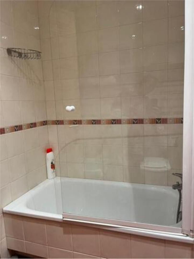 Bathroom of Flat to rent in Llanes  with Heating, Private garden and Terrace