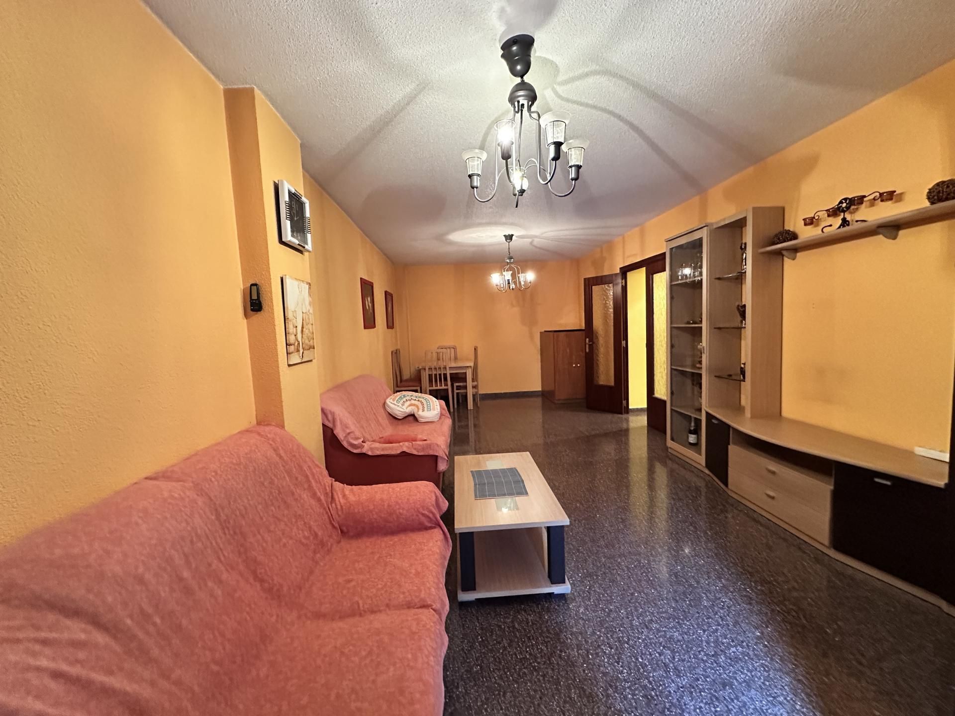 Sala d'estar de Pis en venda en Onil amb Balcó
