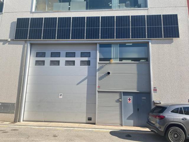 Local comercial en Alquiler en Carrer de Colom, 453 en Polígon Industrial Santa Margarida