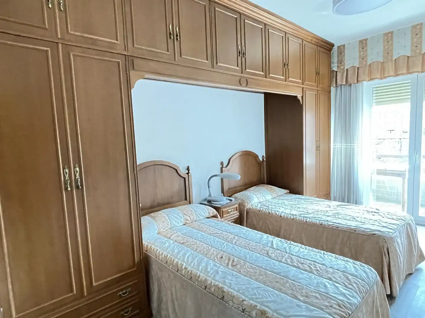 Habitación en Avenida Pérez Galdós, 50, Gran Via Habitación en Avenida Pérez Galdós, 50, Gran Via