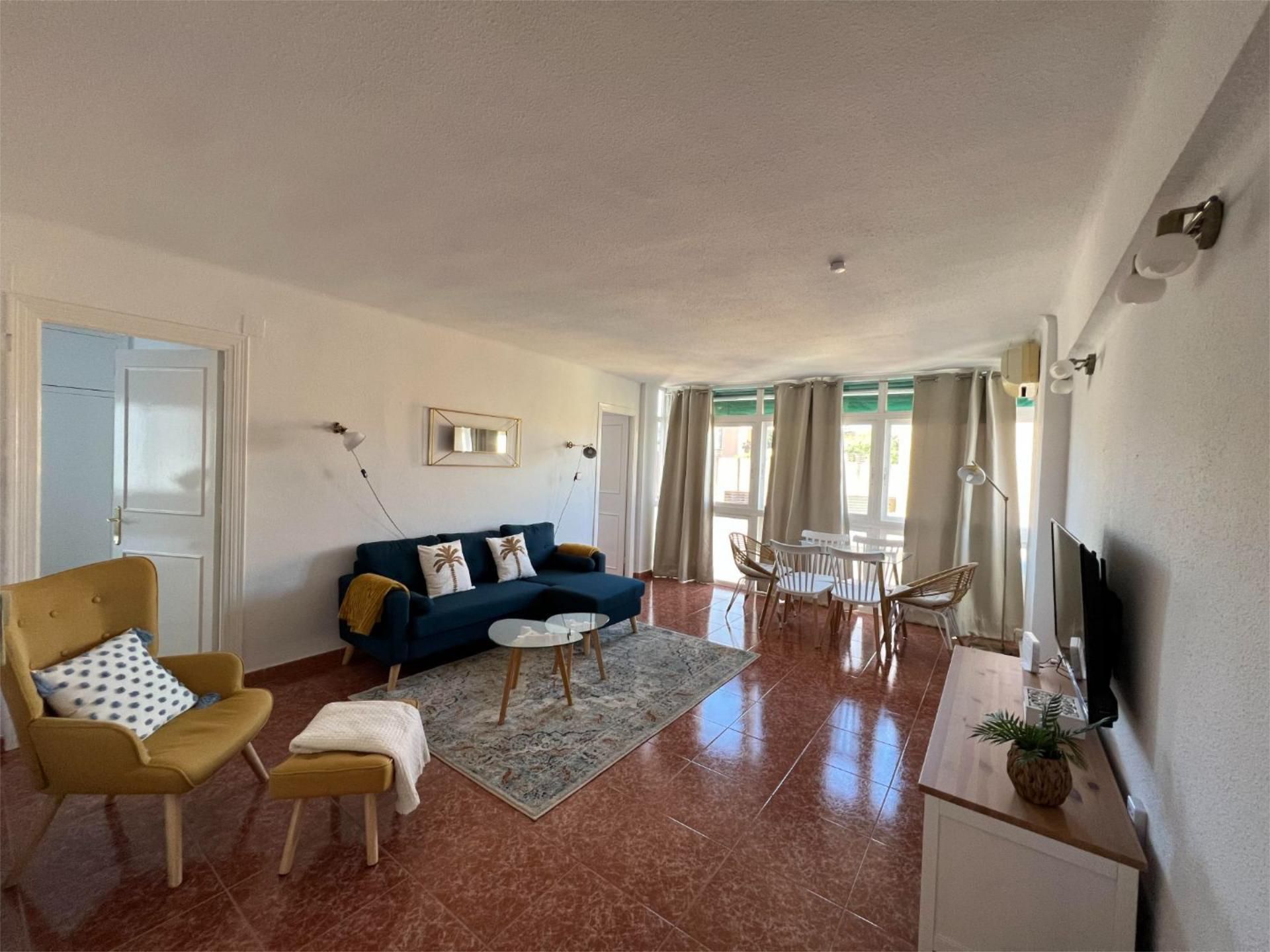 Living room of Flat to share in Málaga Capital  with Air Conditioner, Heating and Furnished
