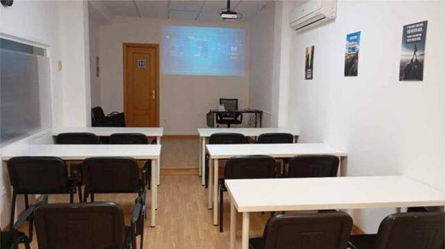 Oficina en Alquiler en Valdepeñas