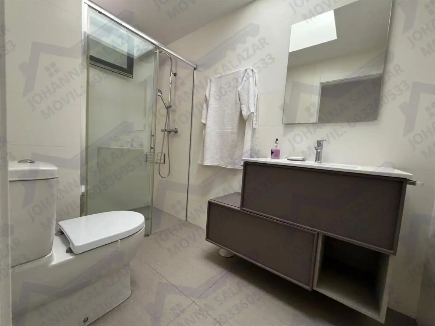 Bathroom of Houses for sale in  Albacete Capital  with Terrace, Swimming Pool and Balcony