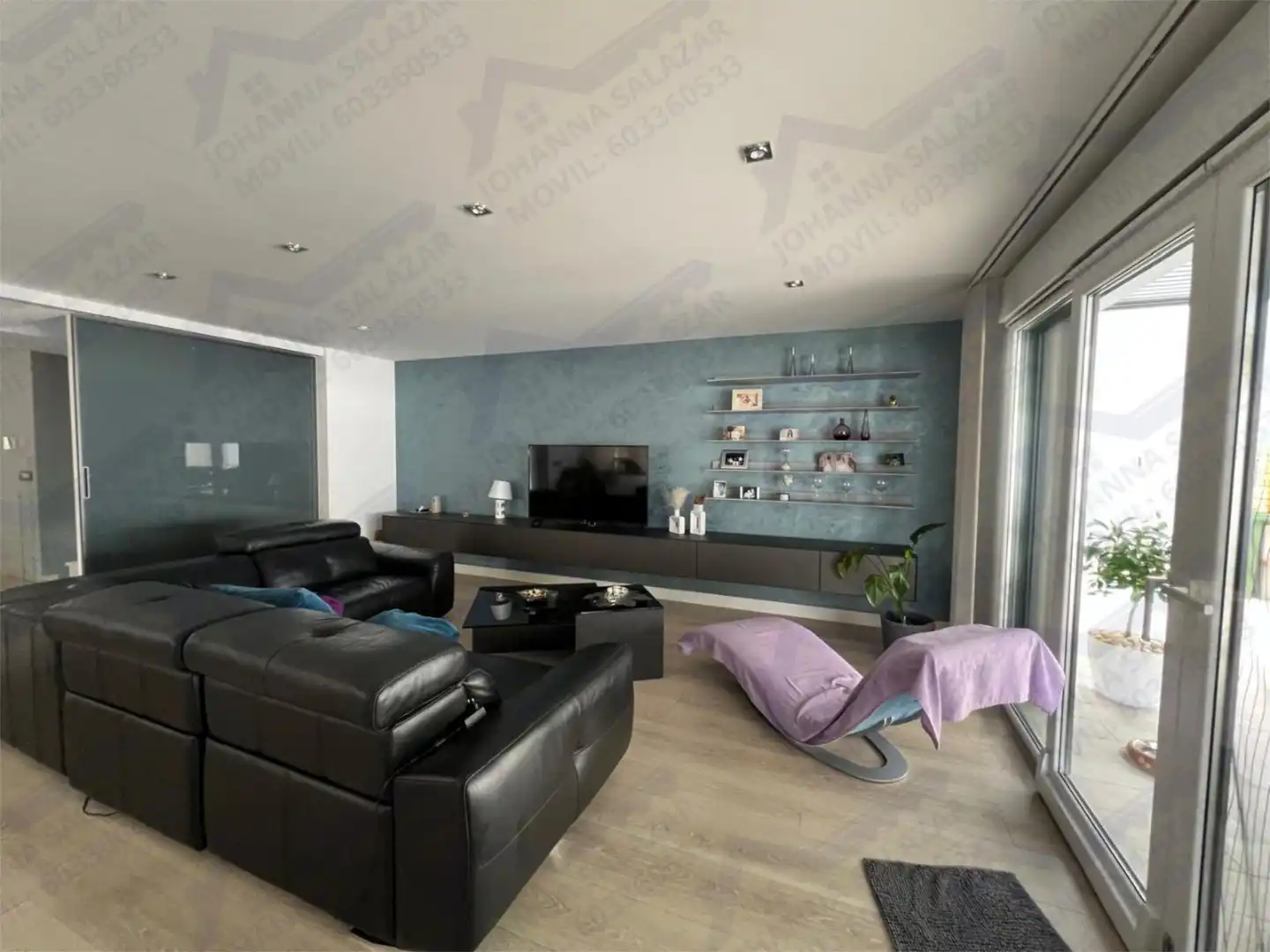 Living room of Houses for sale in  Albacete Capital  with Terrace, Swimming Pool and Balcony
