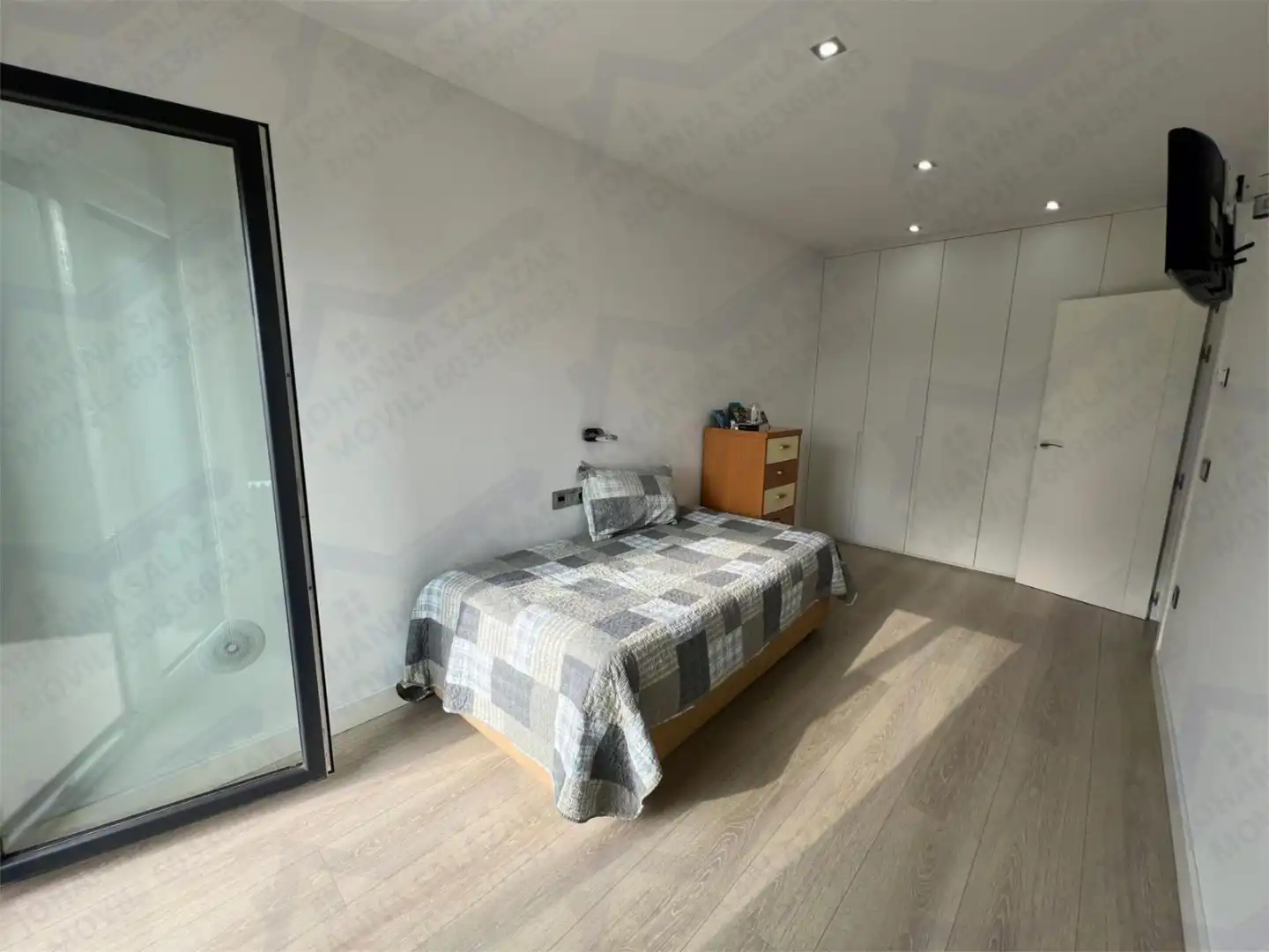 Bedroom of Houses for sale in  Albacete Capital  with Terrace, Swimming Pool and Balcony