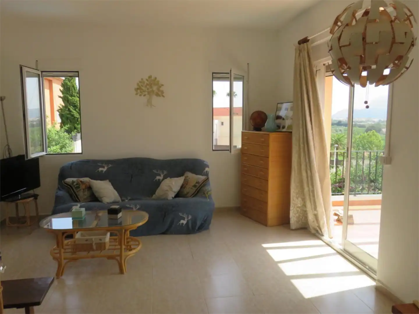 Casa o xalet en venda a Carrer del Frontón, 11, Beniarbeig Dormitori de Casa o xalet en venda en Beniarbeig amb Aire condicionat, Terrassa i Piscina