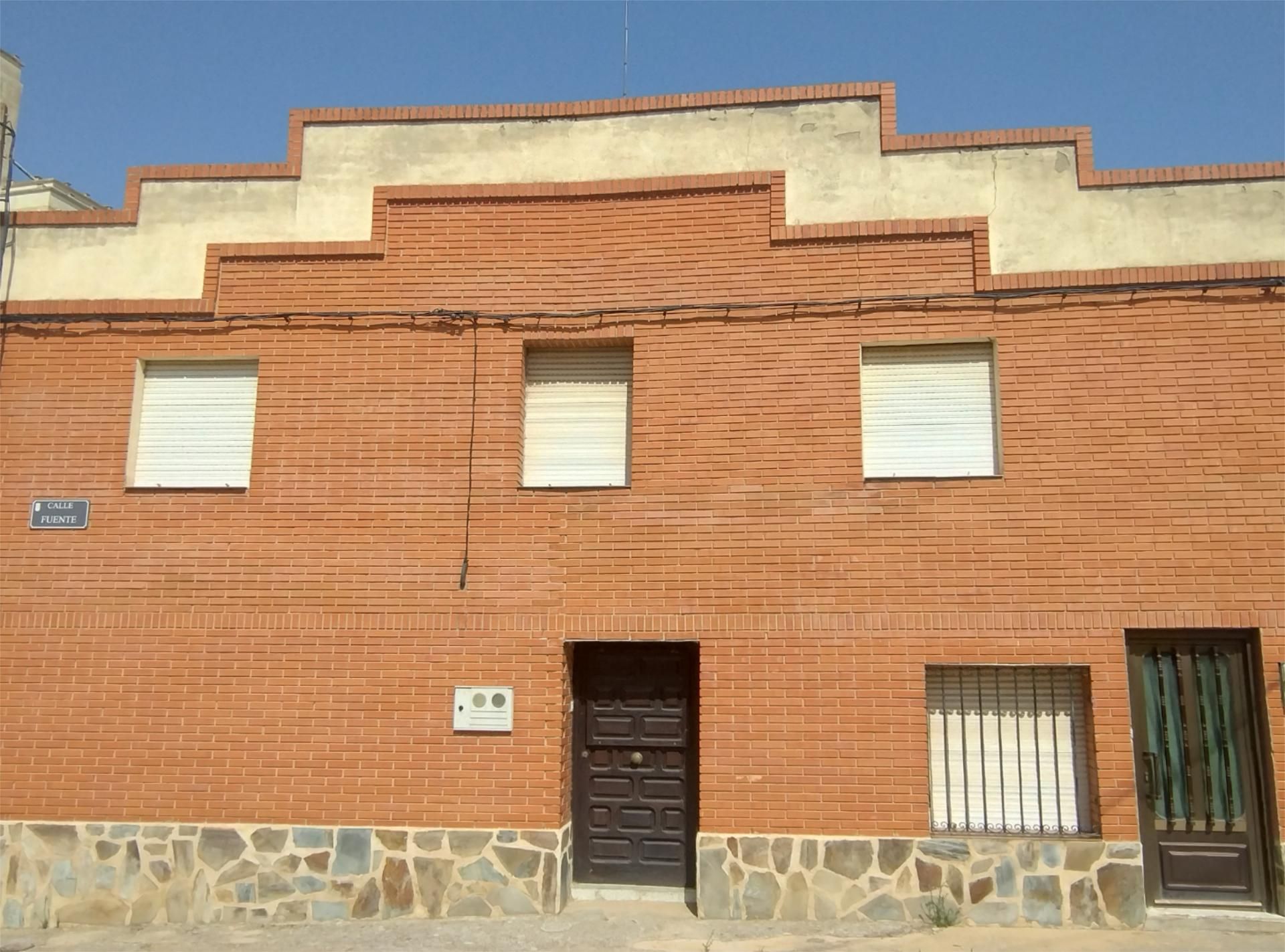 Exterior view of Flat for sale in Villalpando  with Terrace, Furnished and Washing machine
