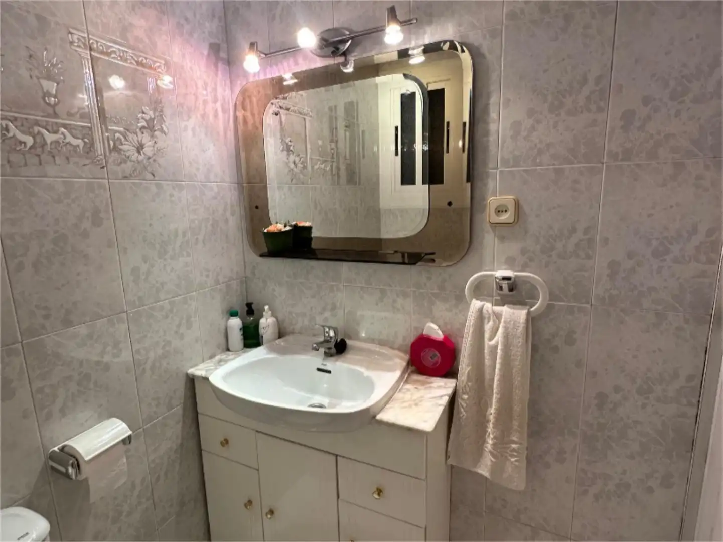 Piso en venta en Carrer de Ruperto Chapí, 2, Fondo Baño de Piso en venta en Santa Coloma de Gramenet con Aire acondicionado y Terraza