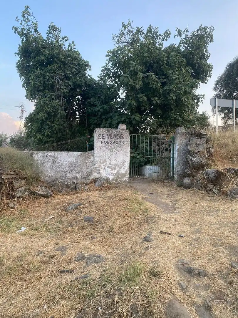Finca rústica en venda a Plaza Dos de Mayo, 10, Burguillos del Cerro Finca rústica en venda en Burguillos del Cerro amb Jardí privat