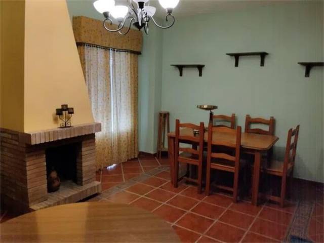 Piso en Alquiler en Calle Orihuela Grande, 43 en Fregenal de la Sierra