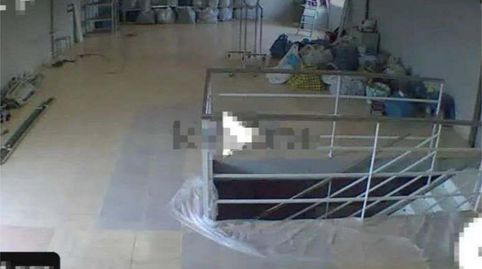 Foto 5 von Fabrikhallen zur ubertragung in Avinguda de la Cova, 130, Polígono del Aeropuerto, Manises