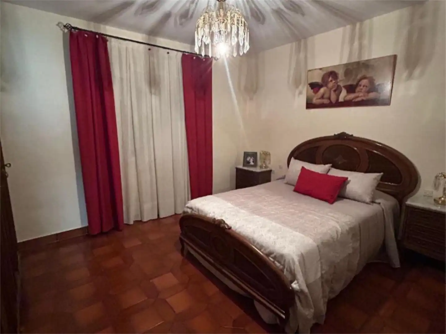 Schlafzimmer von Einfamilien-Reihenhaus zum Verkauf in Valdepeñas de Jaén mit Klimaanlage, Heizung und Terrasse