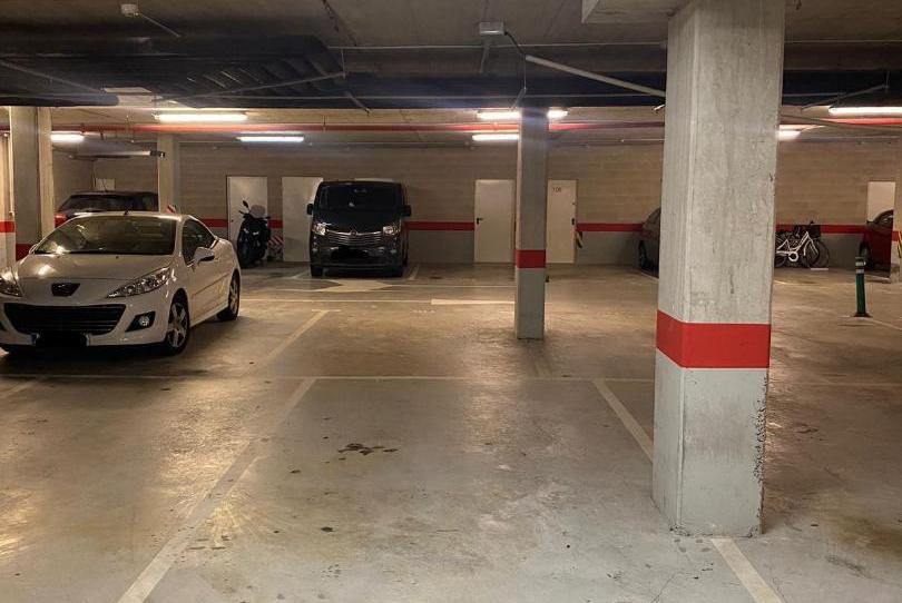 Foto 1 de Garatge de lloguer a Zarautz Kalea, 1, Ibaeta, Gipuzkoa