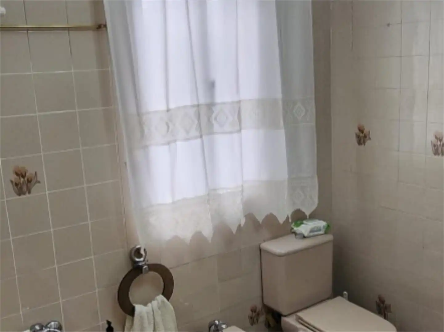 Flat for rent in Ronda das Fontiñas, 142, San Roque - As Fontiñas Bathroom of Flat for rent in Lugo with Heating and Furnished