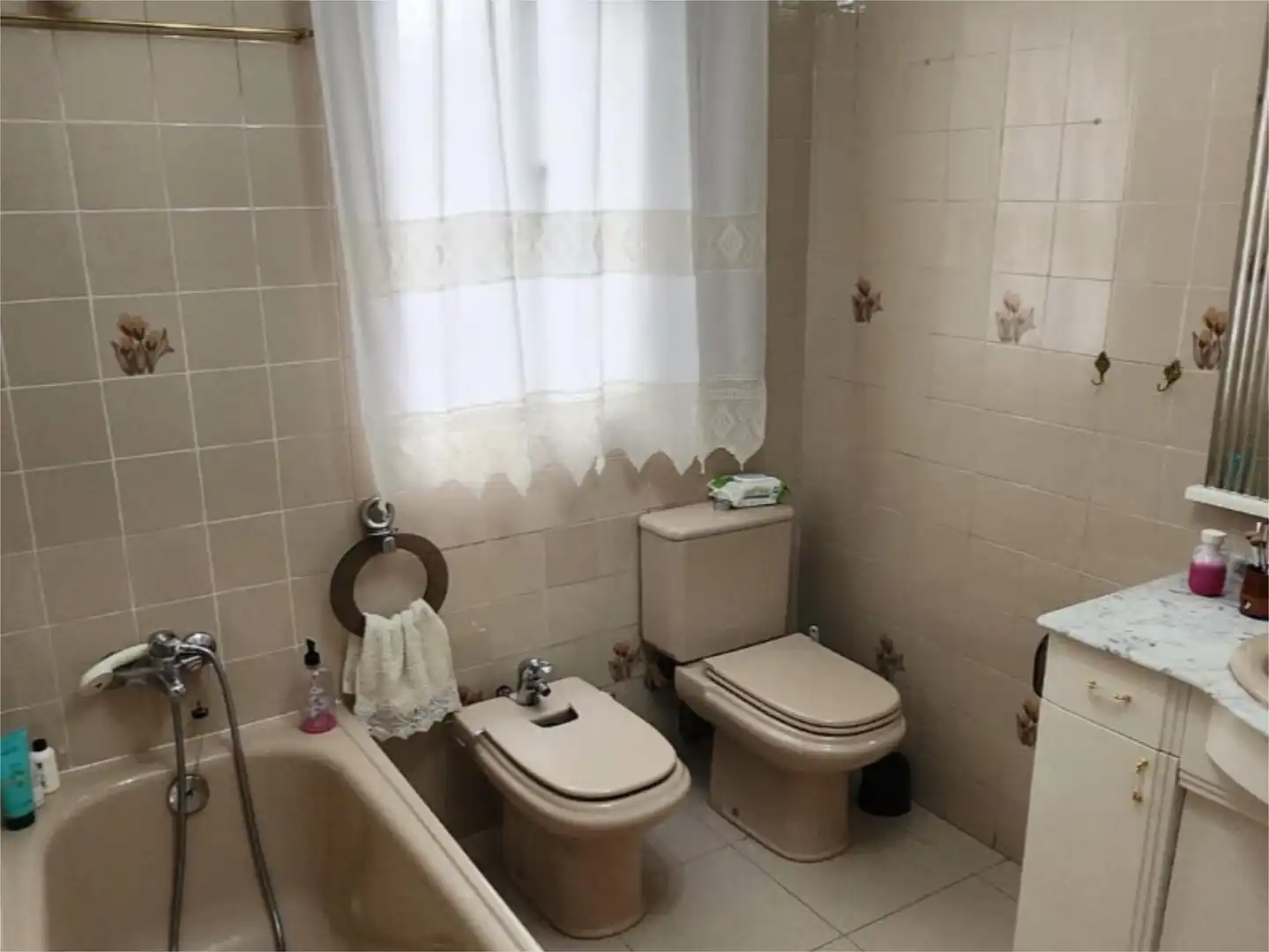 Flat for rent in Ronda das Fontiñas, 142, San Roque - As Fontiñas Bathroom of Flat for rent in Lugo with Heating and Furnished