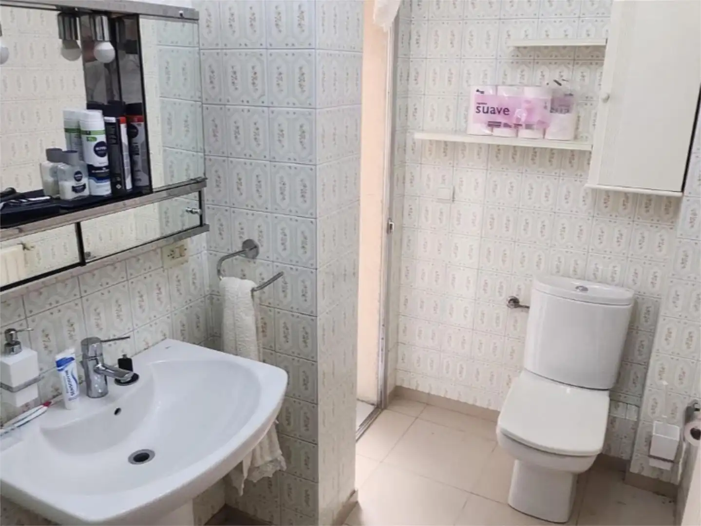 Flat for rent in Ronda das Fontiñas, 142, San Roque - As Fontiñas Bathroom of Flat for rent in Lugo with Heating and Furnished