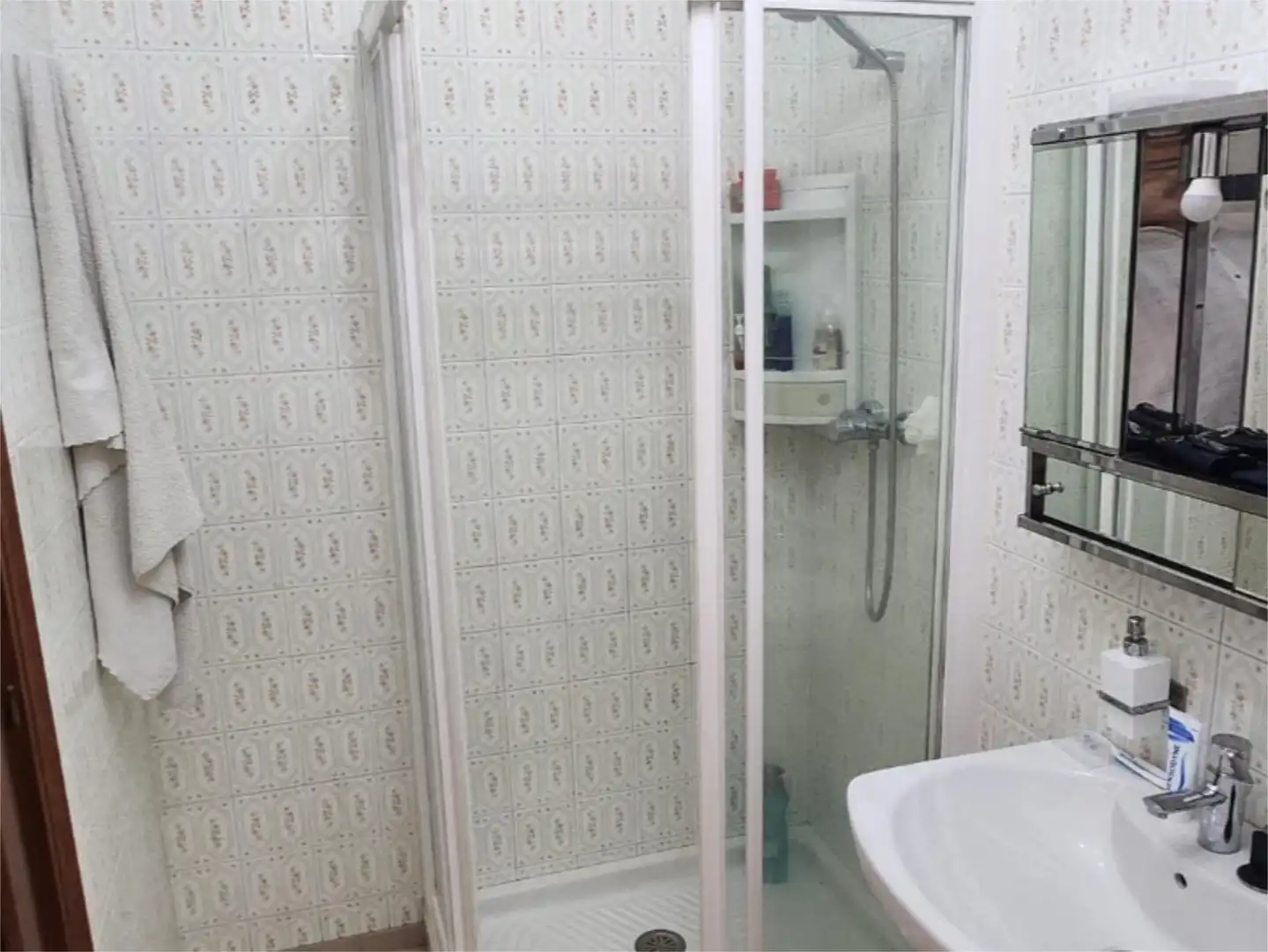 Flat for rent in Ronda das Fontiñas, 142, San Roque - As Fontiñas Bathroom of Flat for rent in Lugo with Heating and Furnished