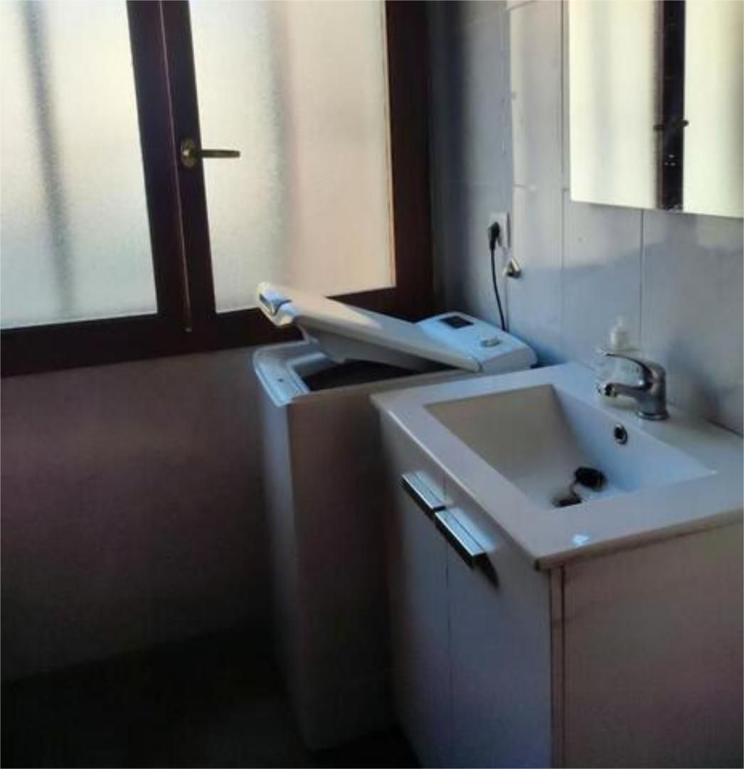 Bany de Pis en venda en Espinosa de los Monteros amb Terrassa