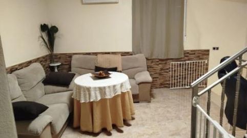 Foto 2 de Casa adosada en venta en Carretera Tahal, 38, Macael, Almería