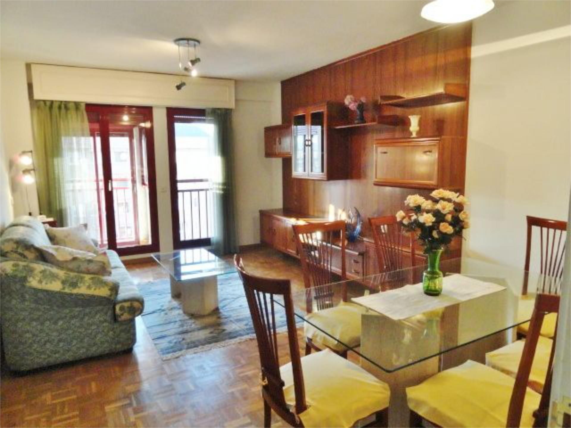 Living room of Flat to rent in  Madrid Capital  with Air Conditioner and Terrace