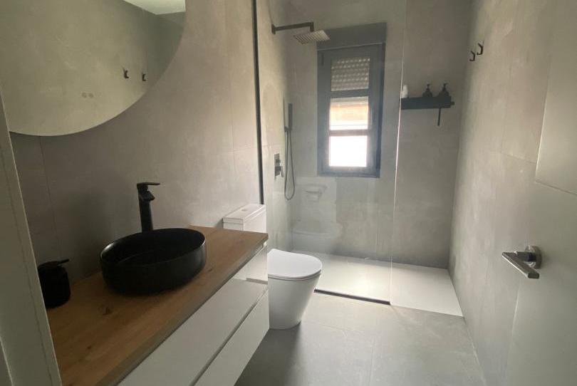 Photo 1 of Single-family semi-detached for sale in Calle Tardobispo, 9n, Morales del Vino, Zamora