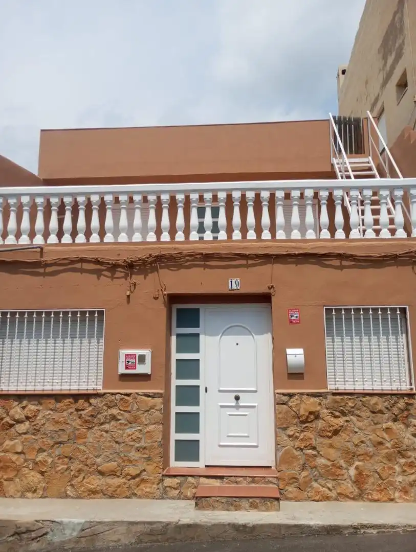 Vista exterior de Casa adosada en venta en Ribesalbes con Terraza y Balcón