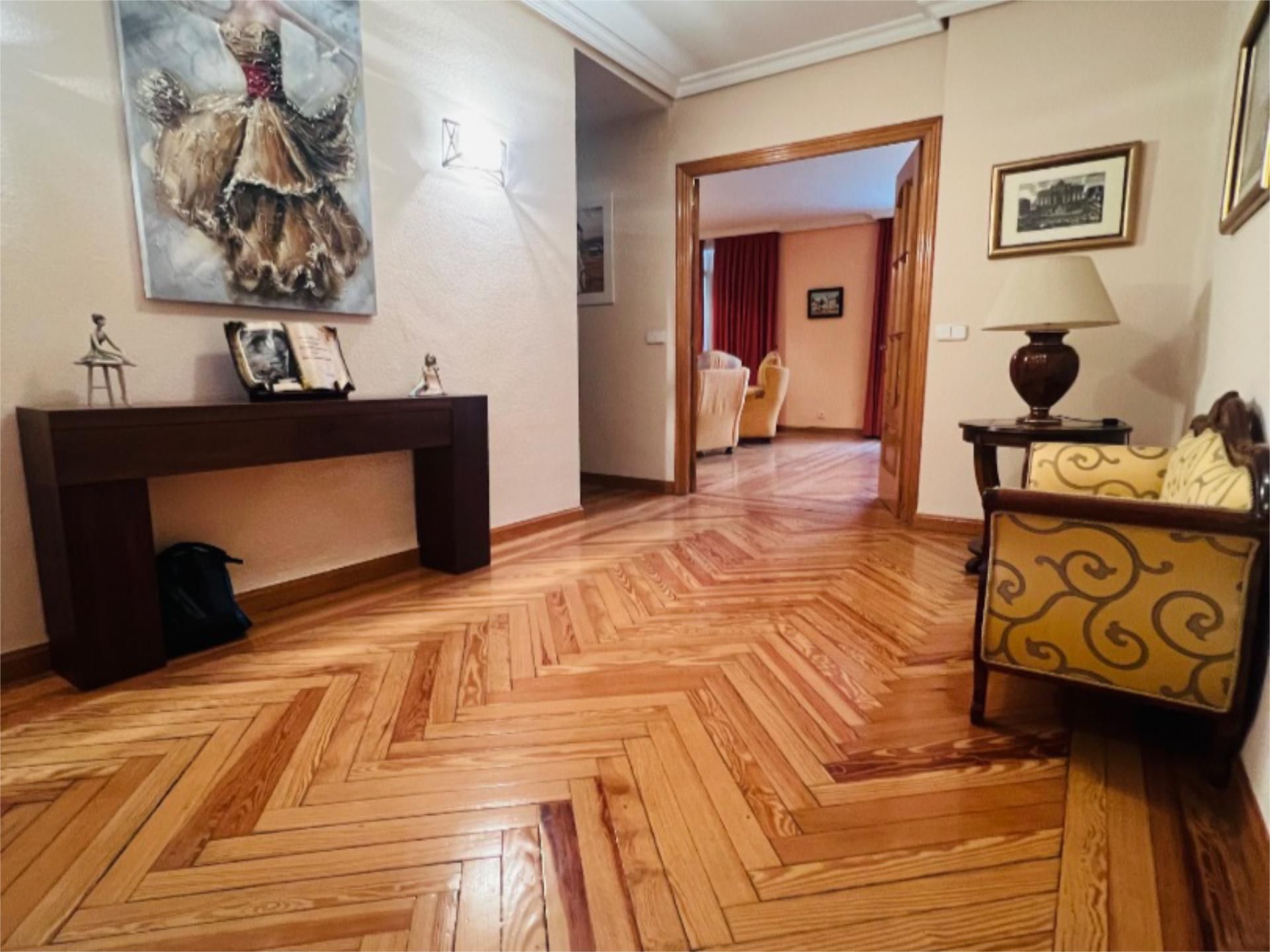 Flat for sale in  Madrid Capital  with Air Conditioner, Terrace and Balcony