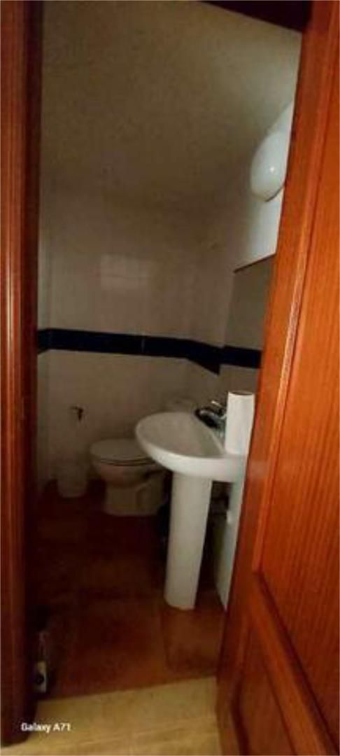Bathroom of Office to rent in  Huelva Capital  with Air Conditioner