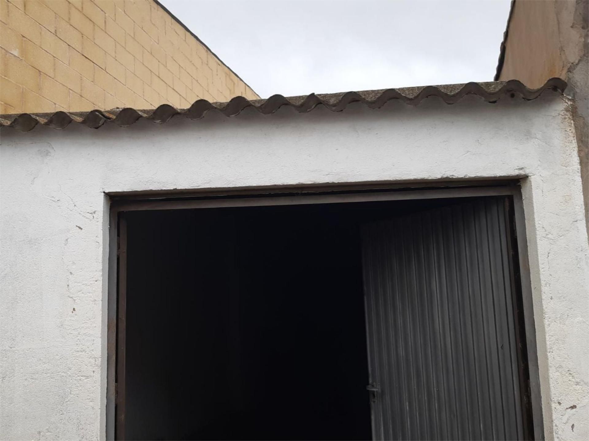 Vista exterior de Local en venda en Polán