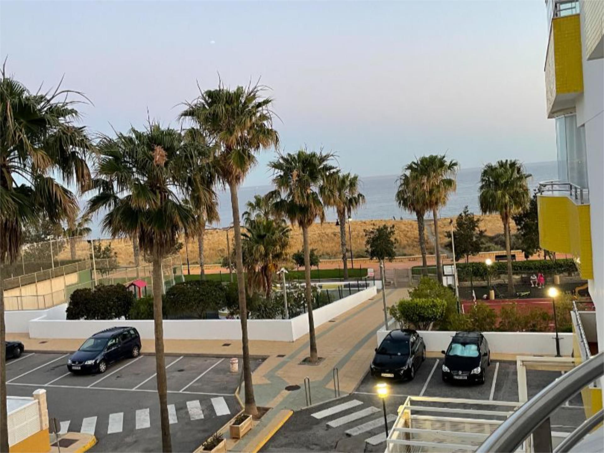 Vista exterior de Pis de lloguer en El Ejido amb Aire condicionat, Calefacció i Terrassa