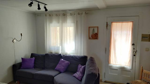 Casa adosada en Venta en Calle Fayón Bajo, 22 en Caspe