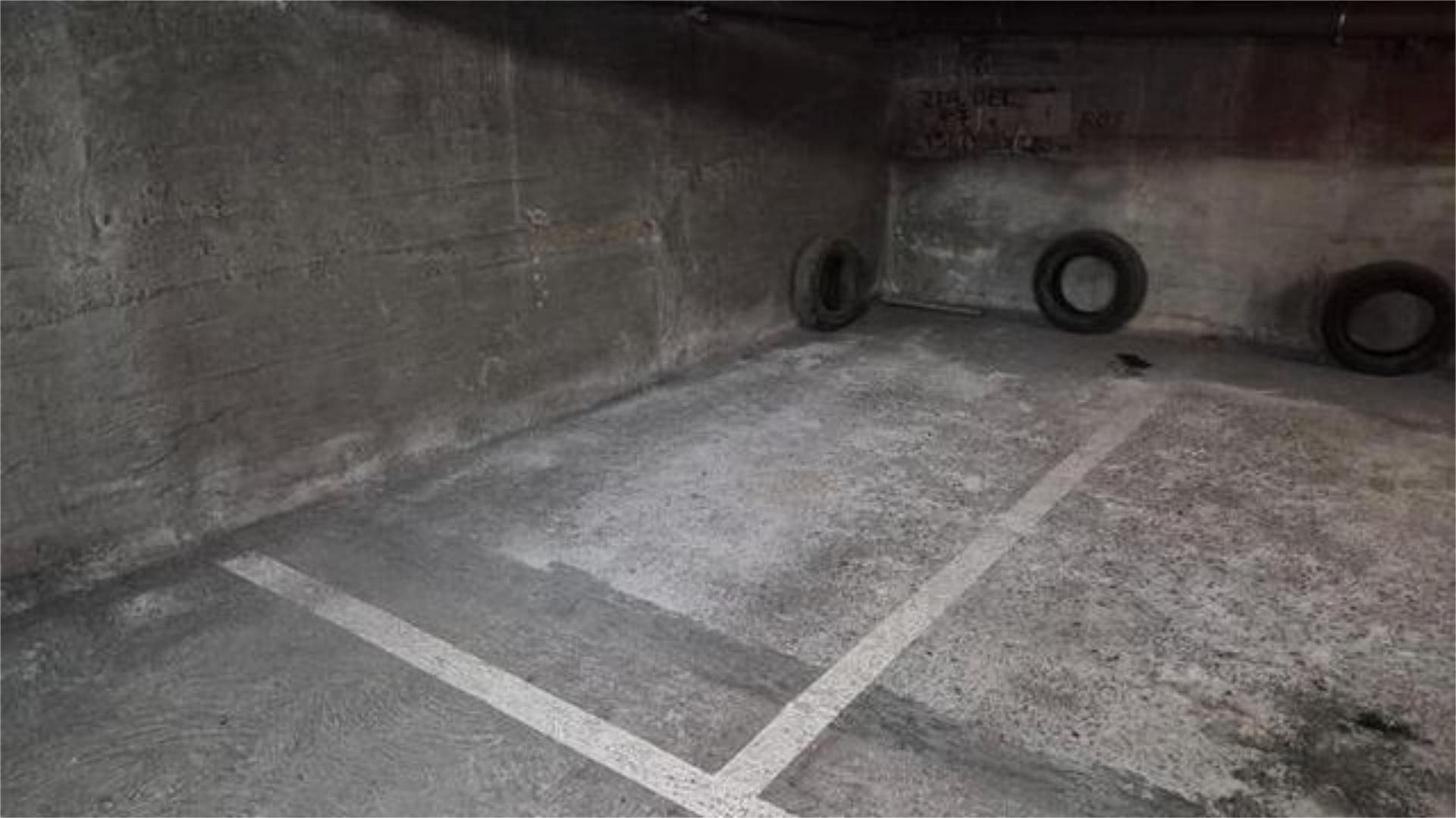 Parking of Garage to rent in Vigo 