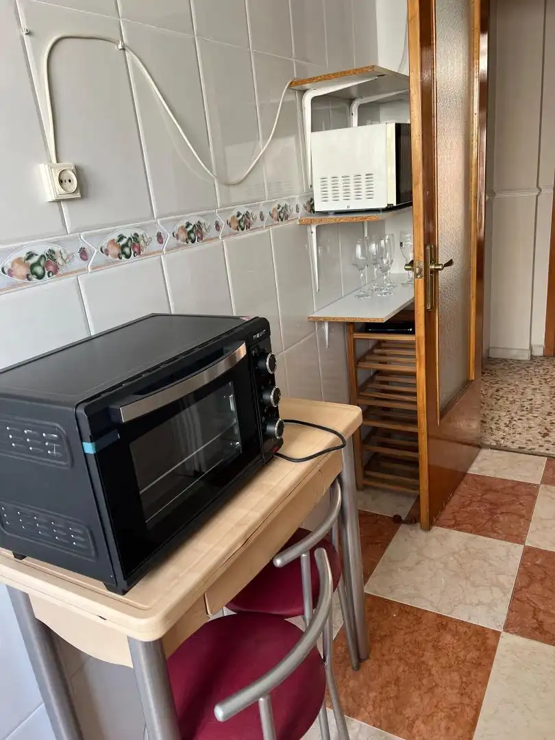 Küche von Wohnung zur Miete in  Almería Capital mit Klimaanlage und Balkon
