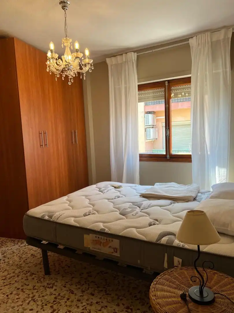 Schlafzimmer von Wohnung zur Miete in  Almería Capital mit Klimaanlage und Balkon
