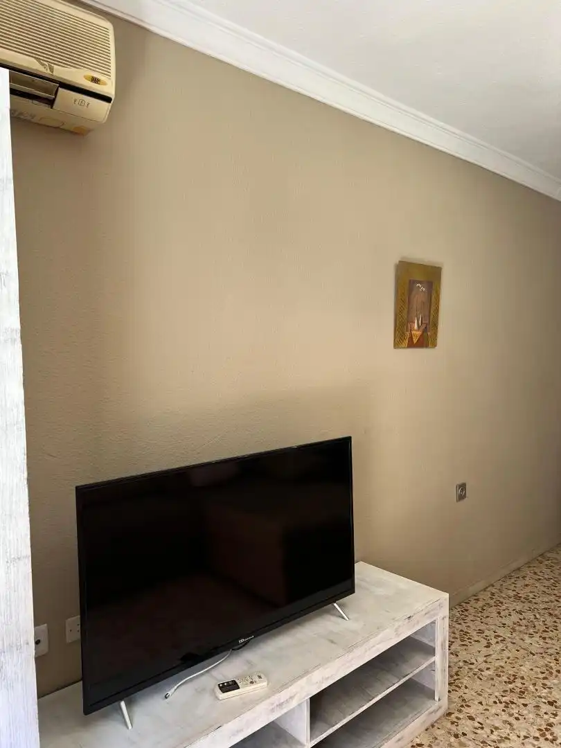 Wohnzimmer von Wohnung zur Miete in  Almería Capital mit Klimaanlage und Balkon