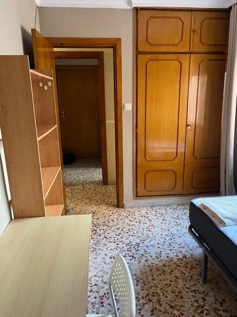Wohnung zur Miete in  Almería Capital mit Klimaanlage und Balkon