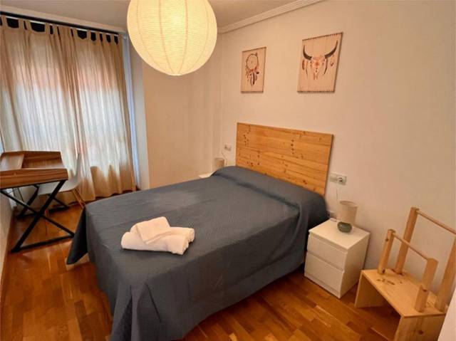 Piso en Alquiler en Calle Infiesto, 4 en Laviada