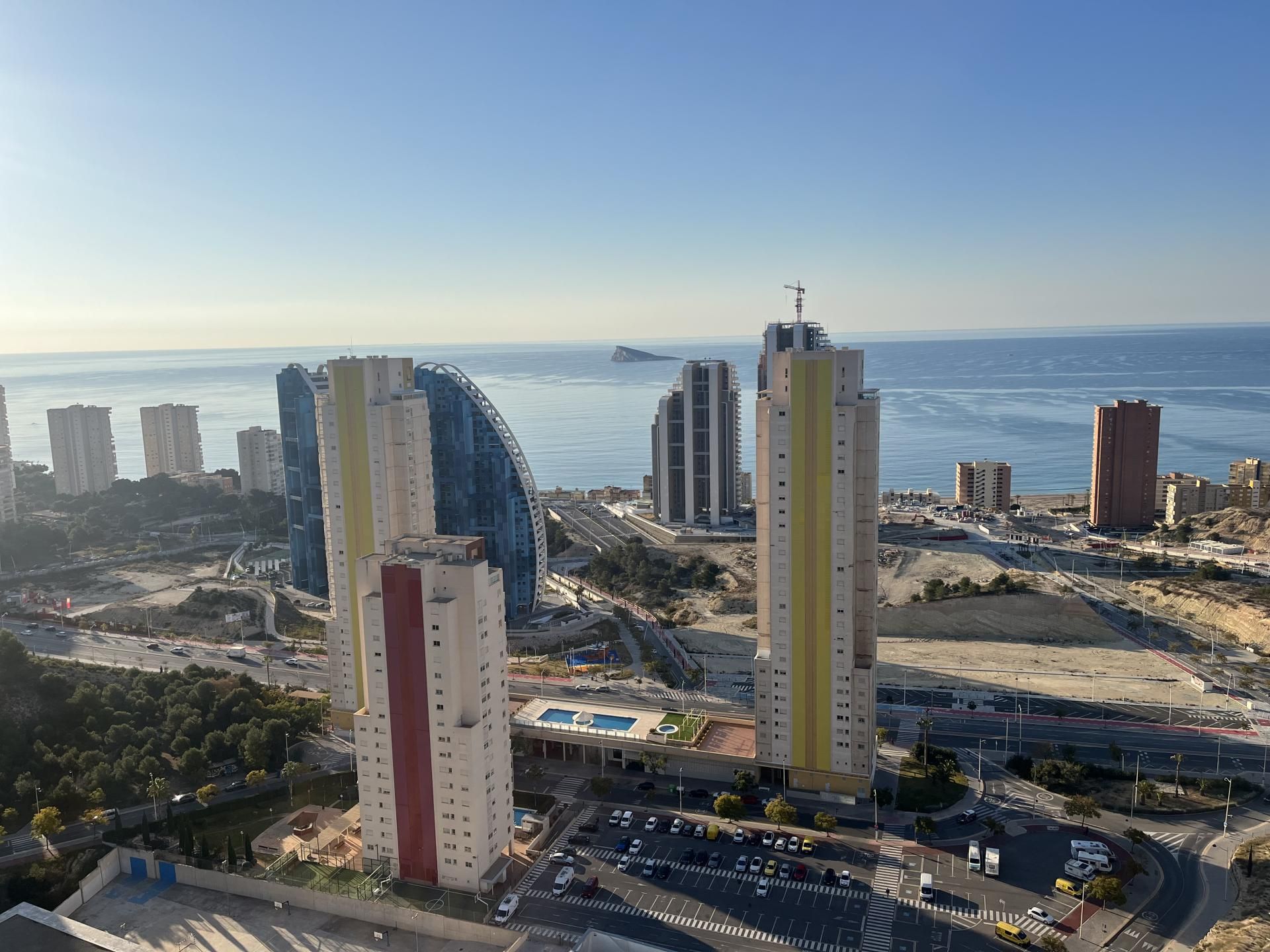 Vista exterior de Pis de lloguer en Benidorm amb Aire condicionat, Calefacció i Parquet