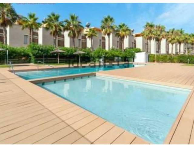 Casa adosada en Venta en Carrer Vial 10 Sector els Qua, 19 en El Balcó - Jaume I