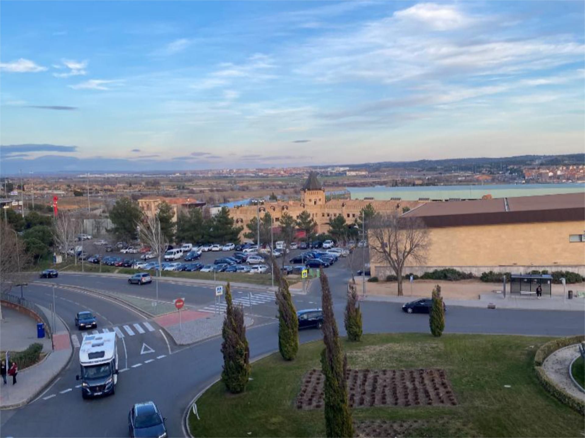 Parking of Flat to rent in  Toledo Capital  with Air Conditioner, Heating and Parquet flooring