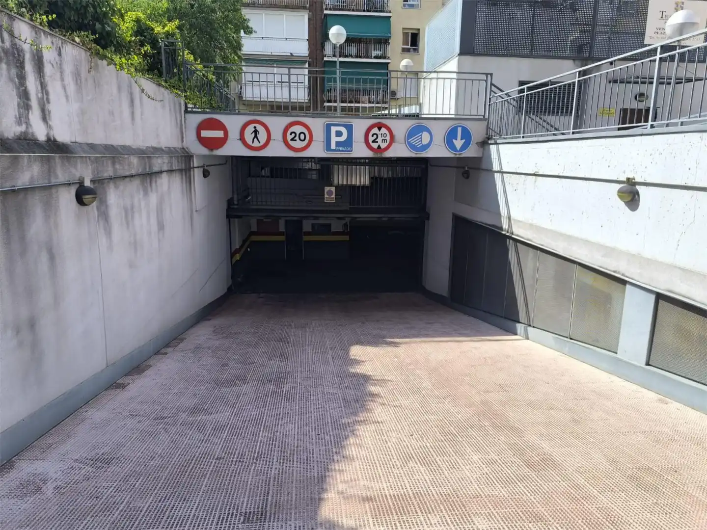Garatge en venda a Calle Montejurra, 31, Ventas Aparcament de Garatge en venda en Madrid