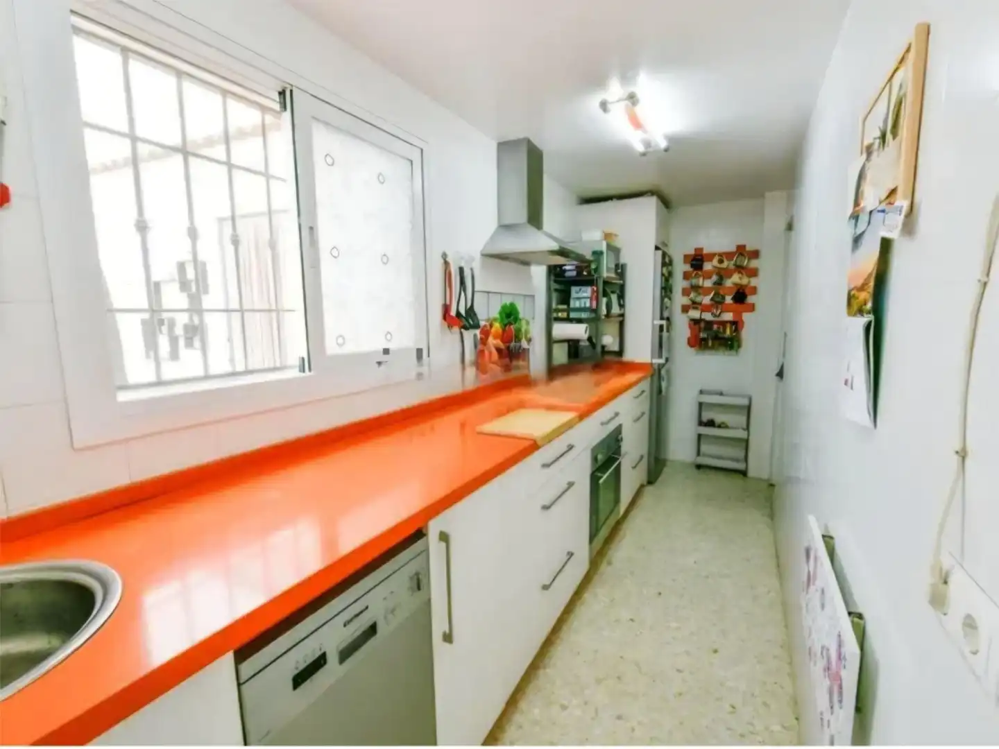 Cocina de Casa adosada en venta en Cuevas del Becerro con Parquet y Terraza