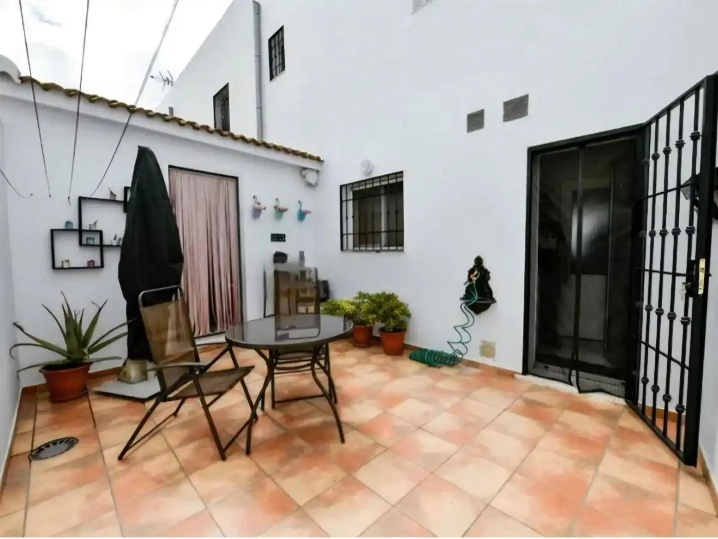 Terraza de Casa adosada en venta en Cuevas del Becerro con Parquet y Terraza